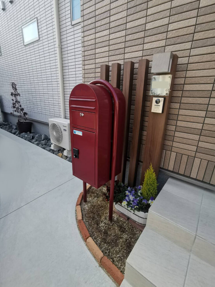 脚がご不自由なお母様も快適なポーチ階段♪【瀬戸市　H様邸】